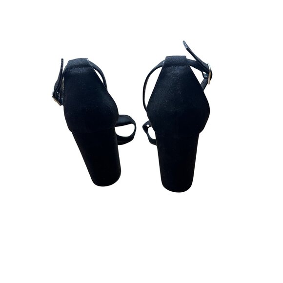 Qupid Size 9 Black Faux Suede Ankle Strap Block Heel Sandals Black - Picture 9 of 11